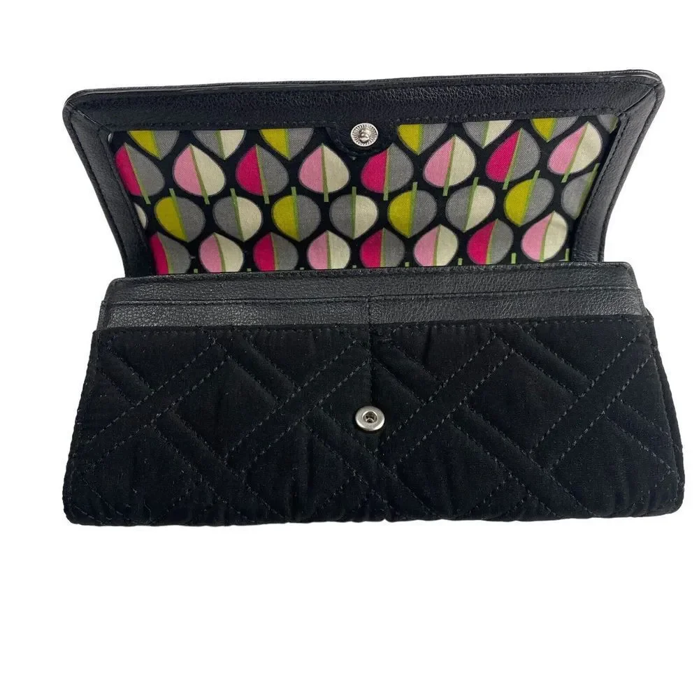 Vera Bradley RFID cottagecore twill quilted Wallet Black Pink‎ ballerinacore